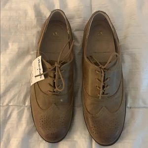 Women’s Oxford Shoes